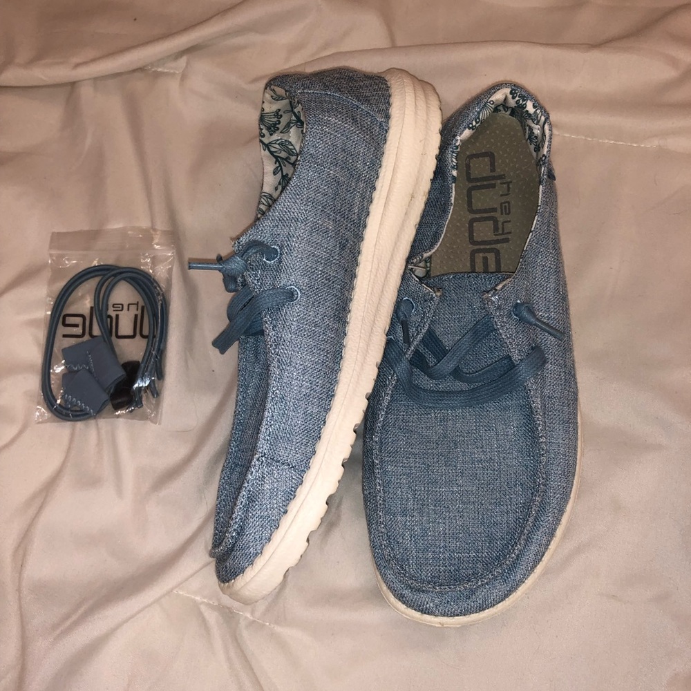 Light Blue Women’s hey dudes Wendy linen